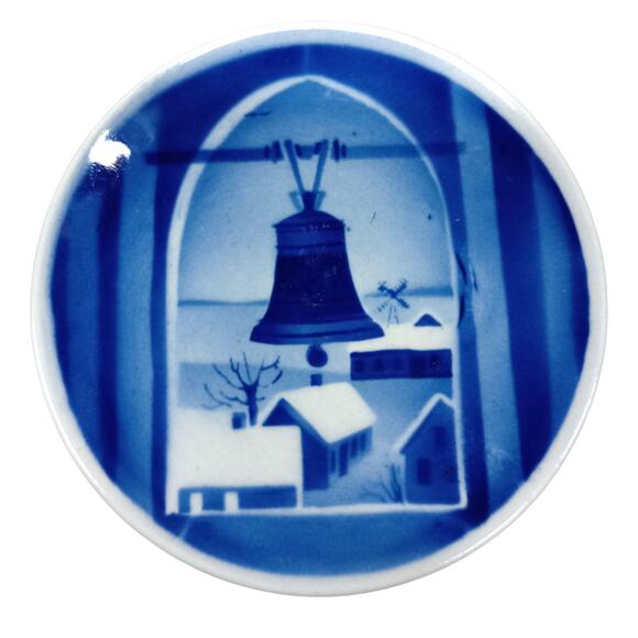 Royal Copenhagen Collector Mini Plates Delft Blue Wall Decor Denmark 3" set of 6 - Picture 4 of 8